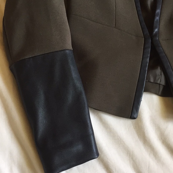 Forest green Blazer jacket with pleather cuffs - Picture 3 of 4